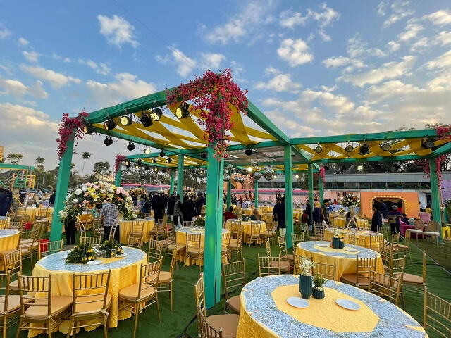 Gorgeous Holud Event Setup